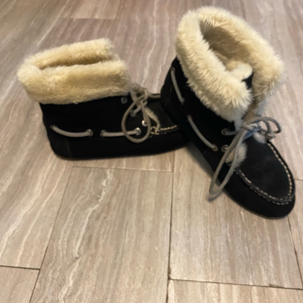 Sperry Top Sider Women Suede Moccasin Boots Black Faux Fur Booties Size 7